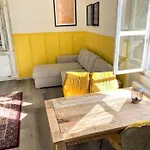 New Apartment Close To Palmovka